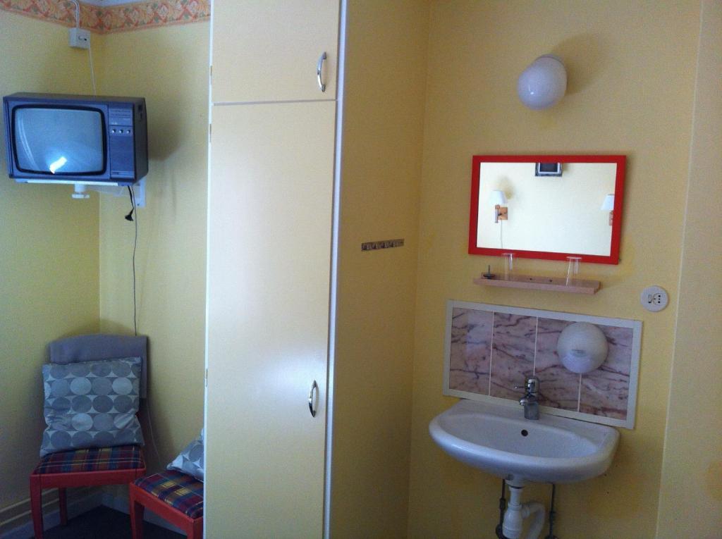 Degerhamns B&B- Brukshotellet I Degehamn Ab คาลมาร์ ห้อง รูปภาพ